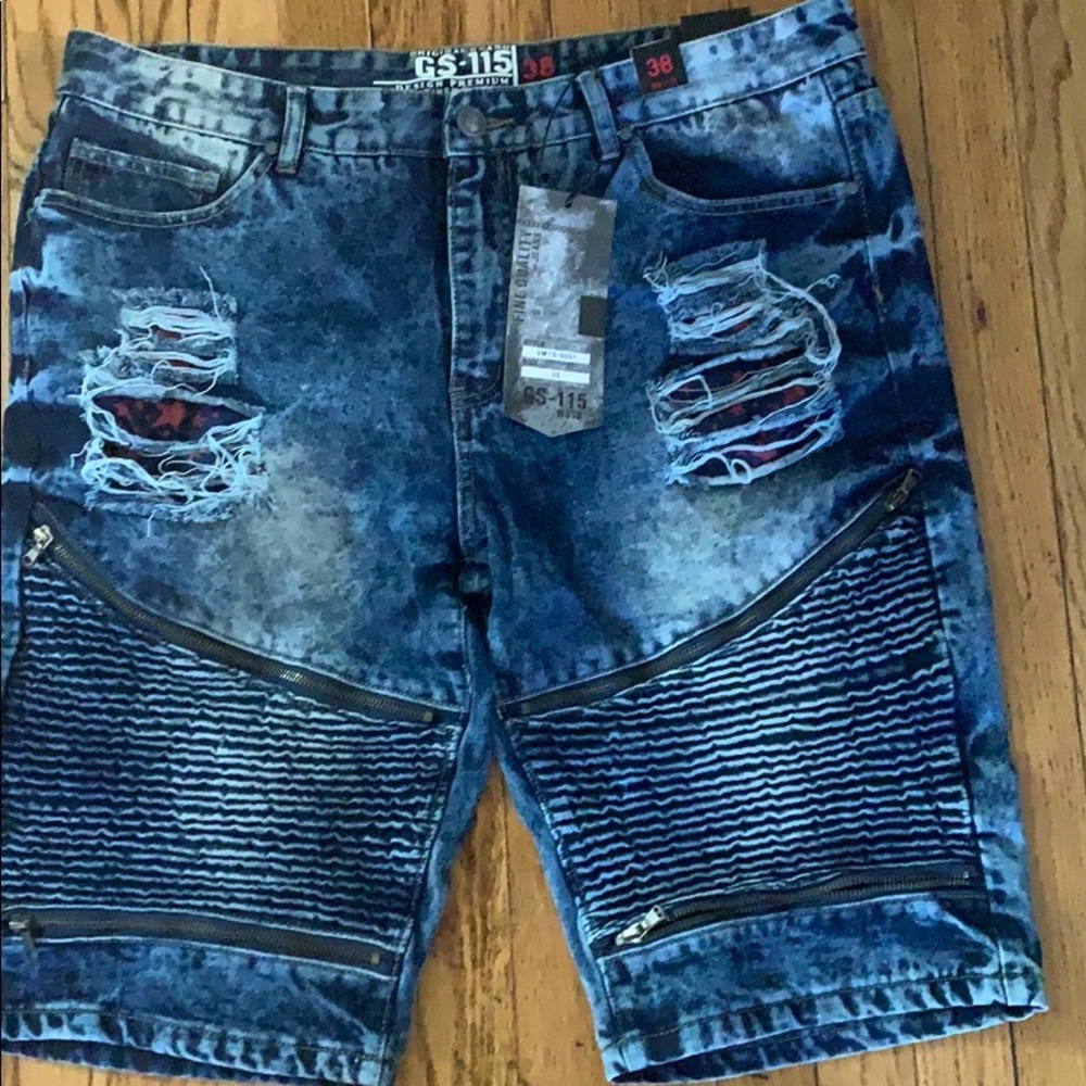 Men's Shorts 38 NEW